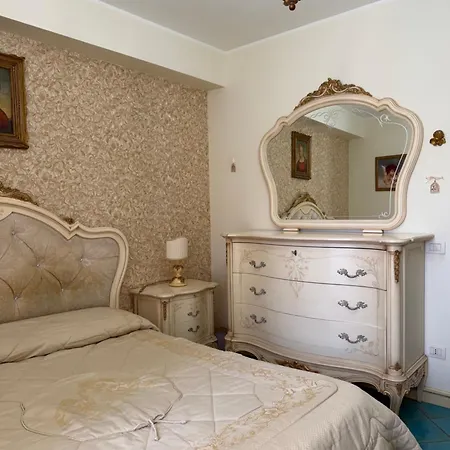 Apartament Turi's